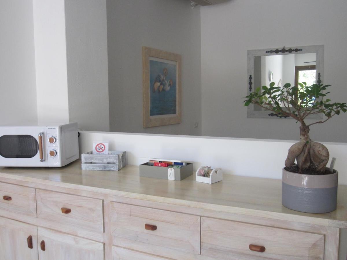 Monolocale San Pantaleo Apartment Exterior photo