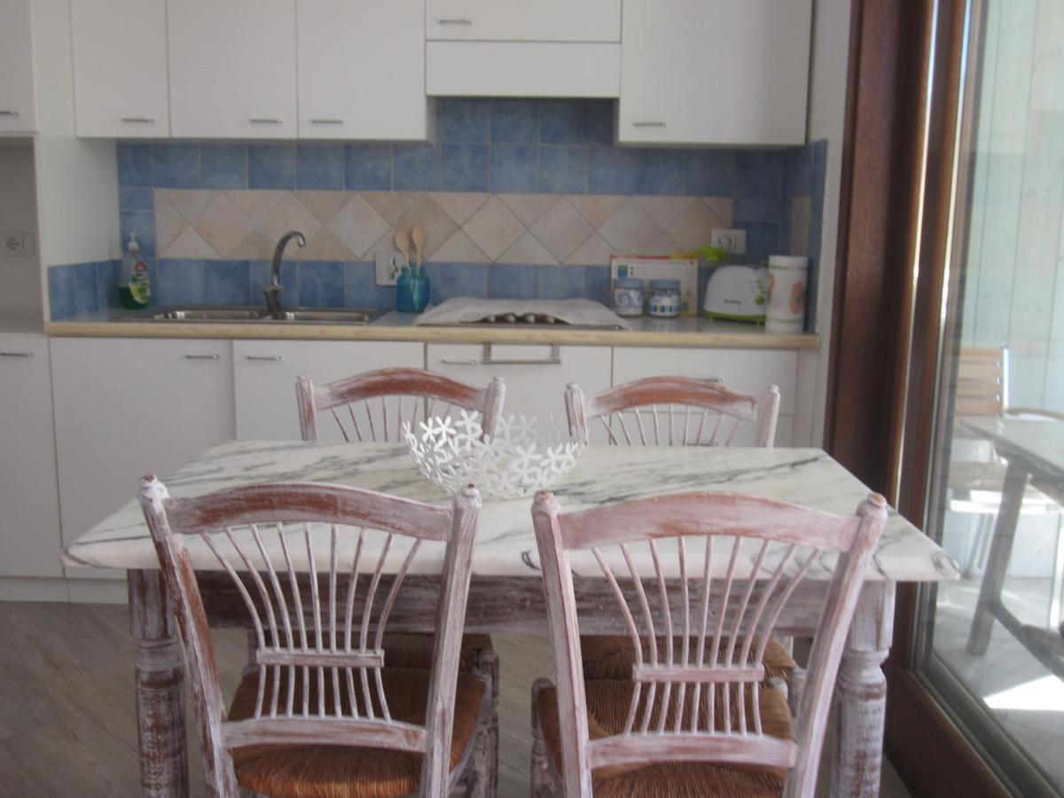 Monolocale San Pantaleo Apartment Exterior photo